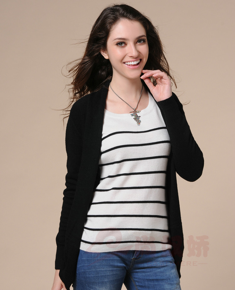 秋装新款欧洲站韩版女式黑白条纹羊毛衫毛衣针